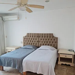  Habitación en casa particular Coto Gran Caleta 5min Playa